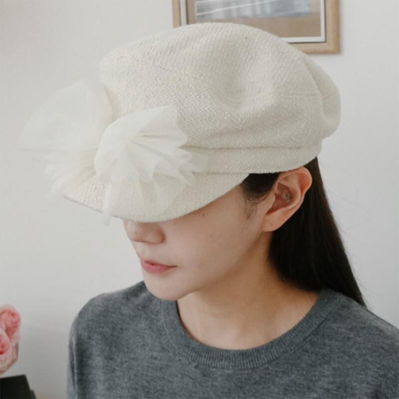 Женская твидовая шляпа с жемчугом и шифоновой лентой black