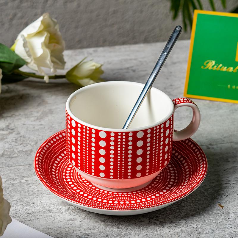 

Керамическая кофейная чашка и блюдце в горошек - Ретро Высококлассный Подарок для Послеполуденного Чая 240ml