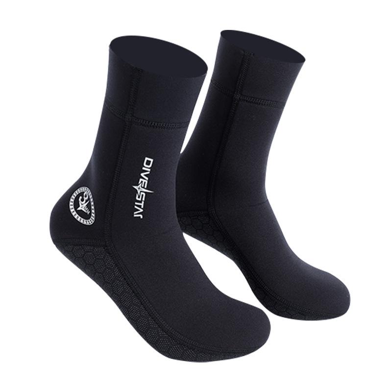3/5mm Mid-Calf Thickened Diving Socks - Non-Slip, Quick-Drying, Wear-Resistant Beach Sock Covers for Snorkeling, Surfing, Swimming, and Water Sports