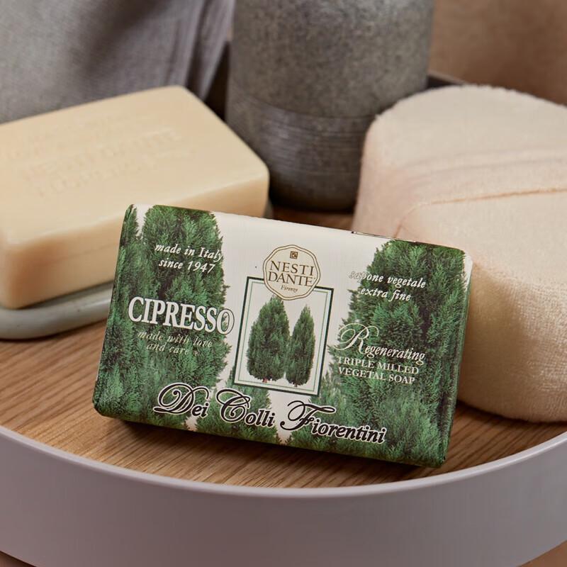 Nesti Dante 250г Освежающее кипарисовое мыло для ванны