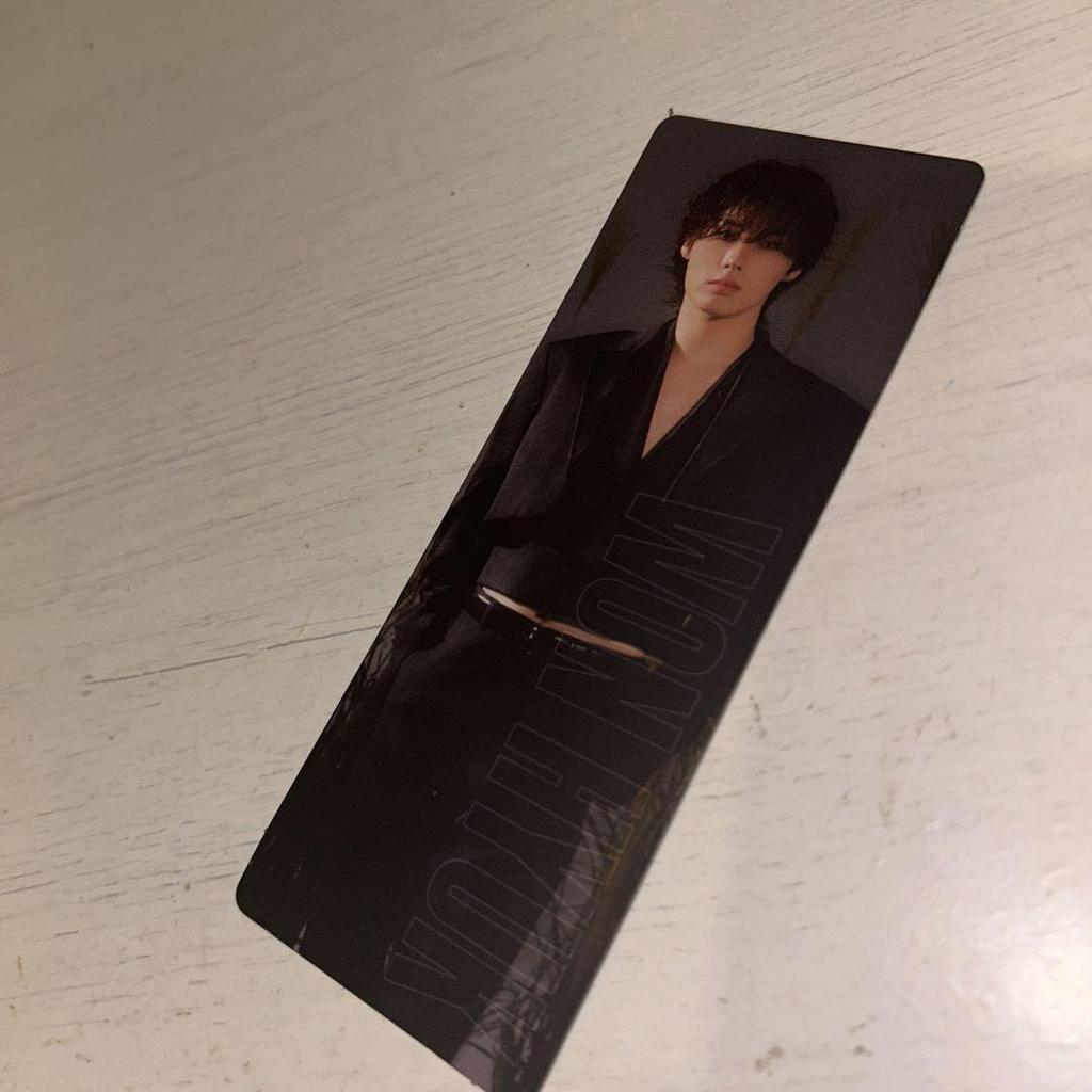 [USED] (194) Autographed ELAST iDENTIFICATION NATURE