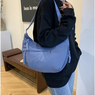 1pc Chic Solid Color Nylon Shoulder Bag for Women Casual & Versatile Dumpling Style, Large Capacity, Zip Closure
