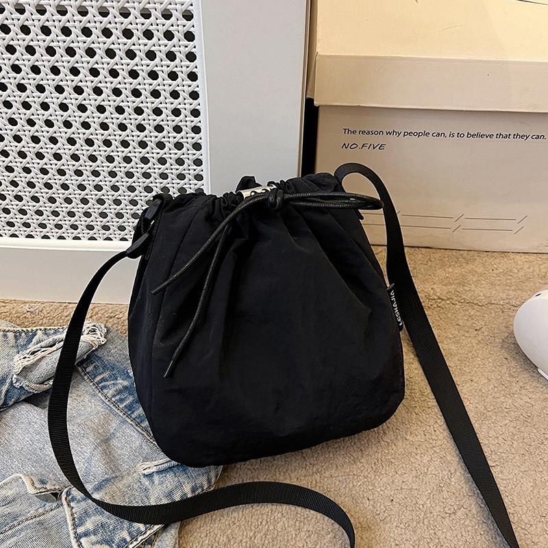 IELGY Ladies Messenger Bag Casual Large Capacity Nylon Cloth Drawstring Bucket Bag