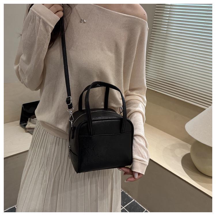 2026 Summer Women's Versatile Casual Mini Bag - Trendy Handheld Shoulder Bag