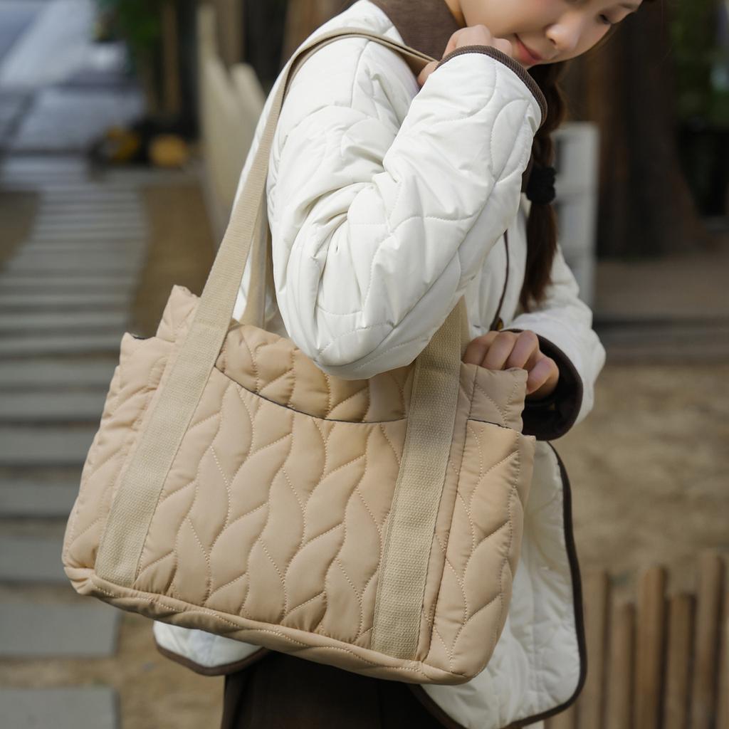 Simple And Lightweight Down Cotton Clothes Tote Bag Women'S Autumn And Winter Casual Versatile Large-Capacity Commuter Shoulder Bag