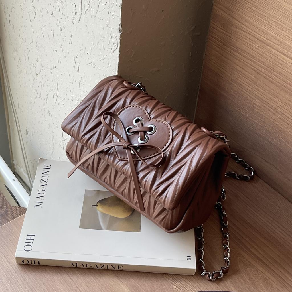 Fashionable and trendy women's  new high-end pleated diamond grid chain single shoulder crossbody small square bag
