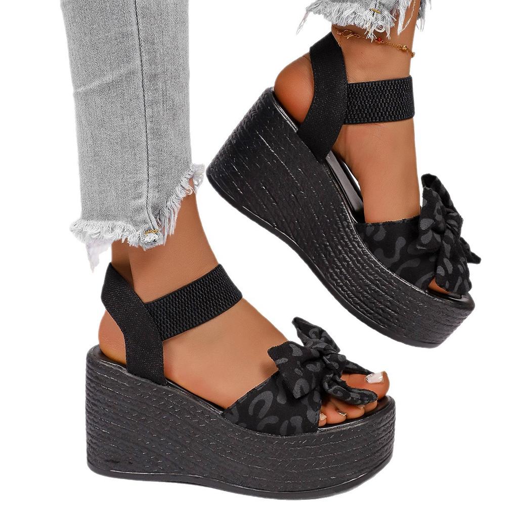 Plus-size Platform Casual Sandals - New Women's Thick-soled Peep-toe Shoes