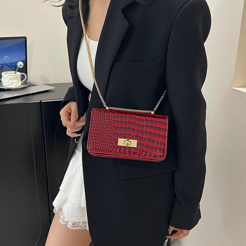 High Sense Fashion Temperament Small Square Bag Summer New Light Luxury Trend Chain Shoulder Messenger Bag Women