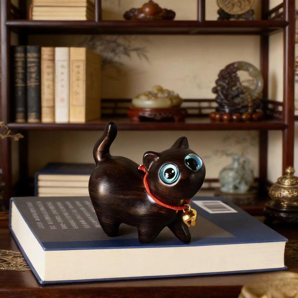 Ebony Green Sandalwood Cat Desktop Ornament with Keychain Phone Charm