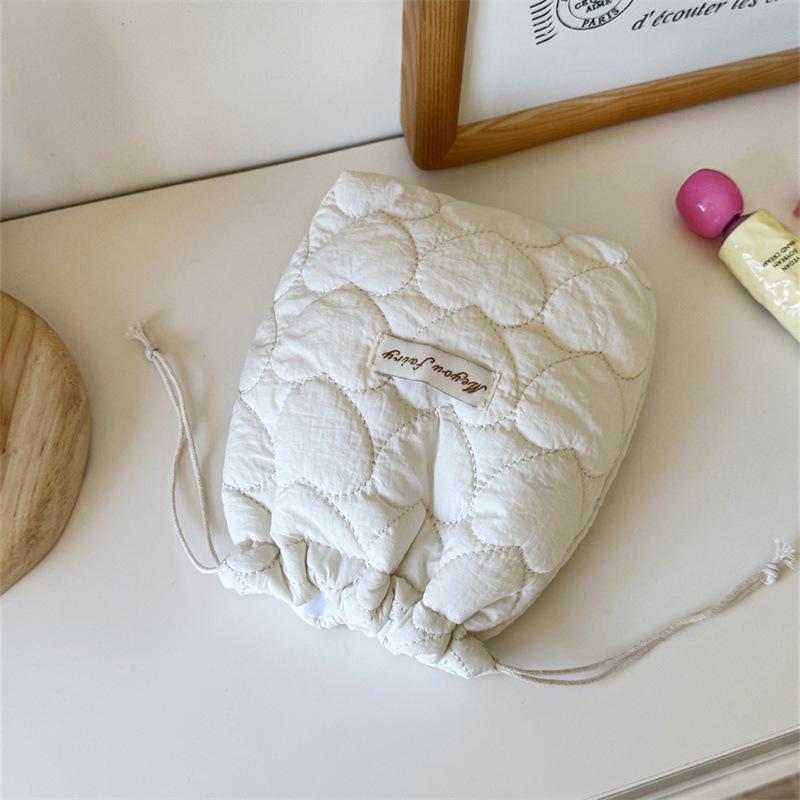 Korean Style Heart Quilted Drawstring Cosmetic Bag - Dustproof, Padded, Perfect for Travel.