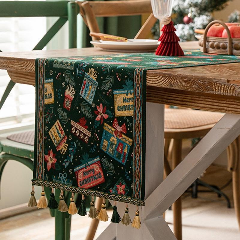 Christmas Chenilles Table Runner With Colorfast Woven Design And Tassels For Festives Home Dining Atmosphere Decoration