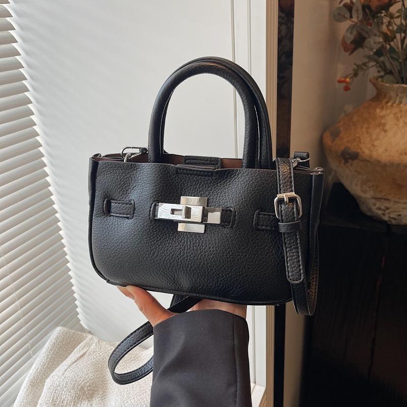 

Premium sense hand carry tote bag women s new fashion simple shoulder messenger bag niche commuter bag