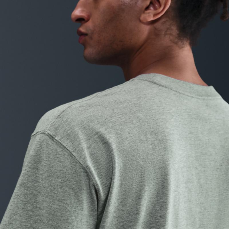 Nike X Collaborazione Stranger Things Serie FW25 Pullover Girocollo Versatile T-shirt a Maniche Corte T-shirt Uomo IB8068-063