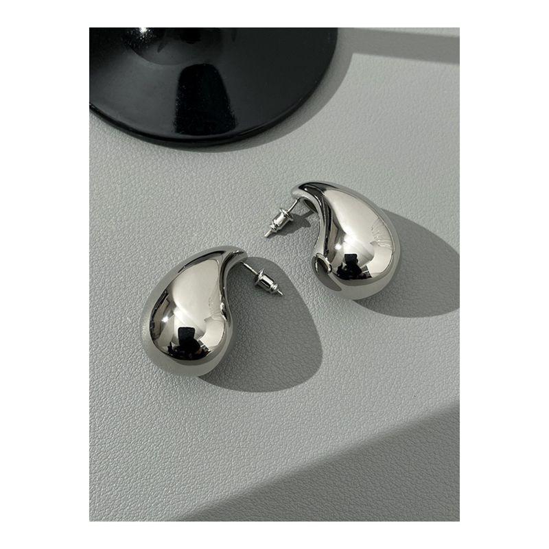 Niche Style Fashion Glossy Female Metal Retro Fashionable Water Drop Silver Pair