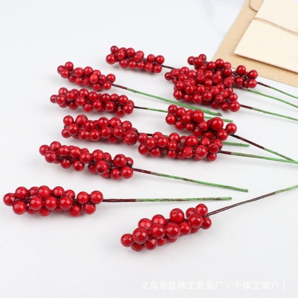 30PCS Flexible Wire Stem Artificial Berry Picks Red Color Red Berry Stem  Christmas Tree Decor