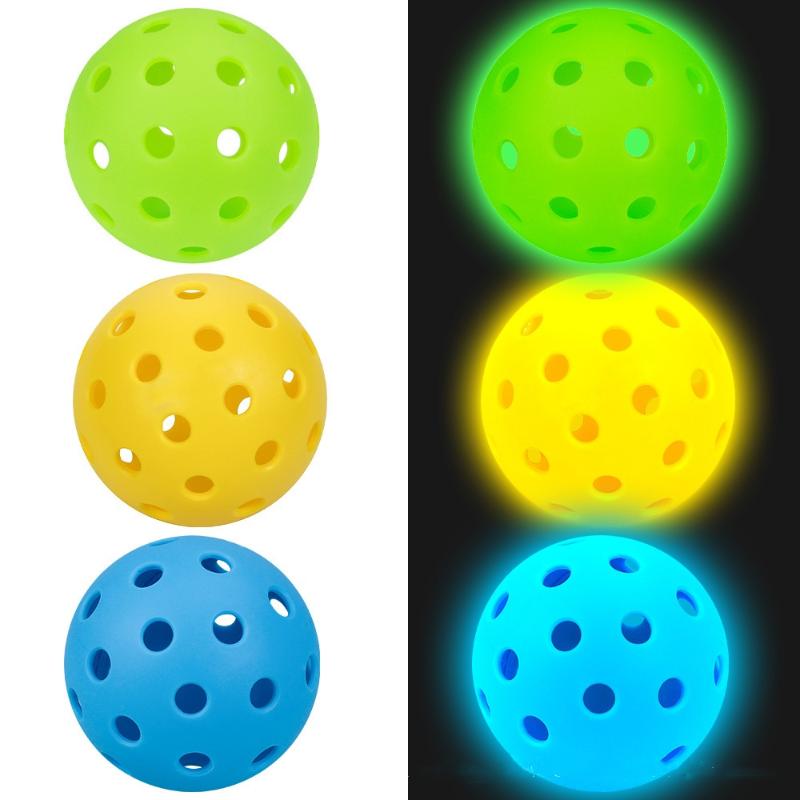 6 Stück leuchtende Pickleball 74 mm langlebiger Nachtlicht grüner Ball 40 Löcher Outdoor-Wettkampf Pickleball Bälle leuchten im Dunkeln