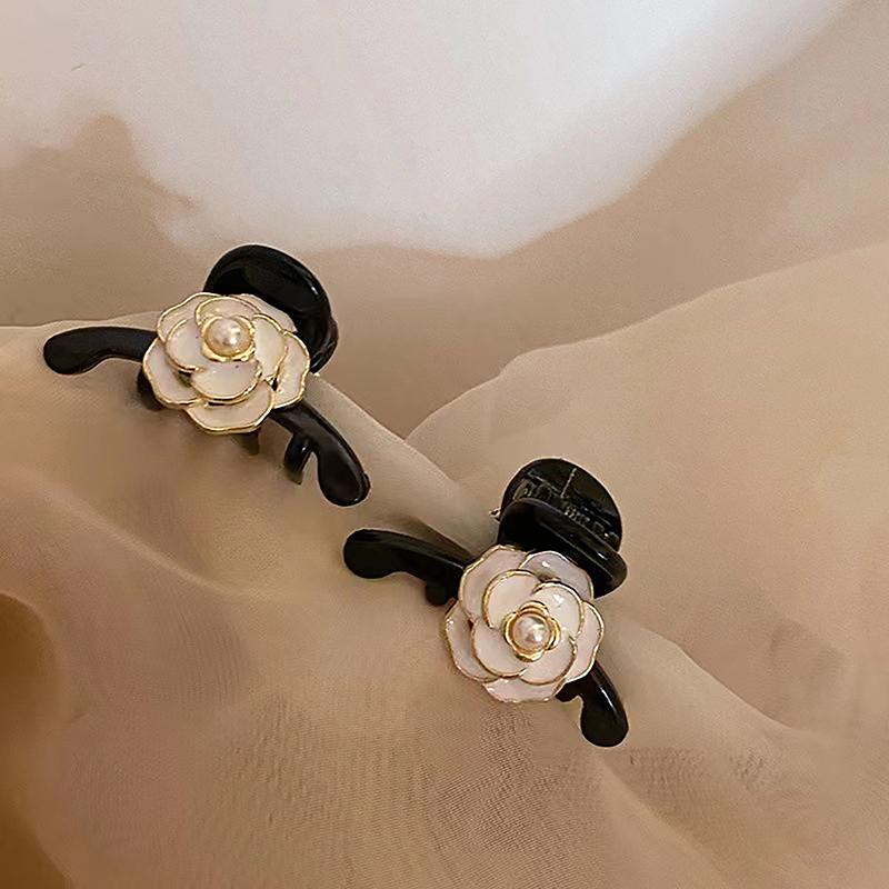 Lovely Flower Vintage Small Hair Claws For Women Girls Retro Dripping Oil Camellia Hairpin Hair Accessories Headwear Ornament