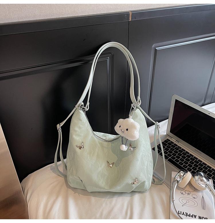 

Casual soft surface large-capacity bag women s 2025 new fashion versatile commuter backpack simple shoulder bucket bag зелений
