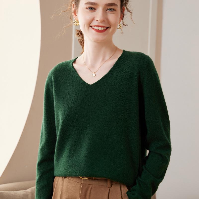 Women's V-Neck Seamless Cashmere Sweater - Versatile, Warm, Loose Knit for Autumn/Winter