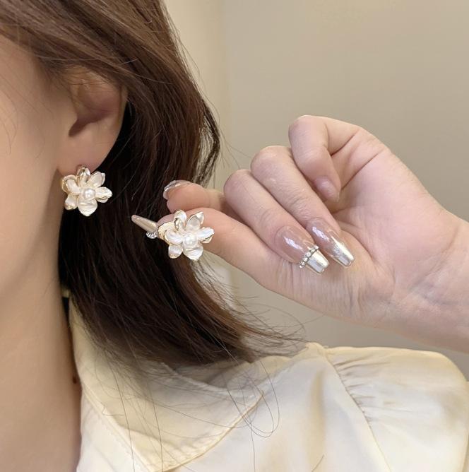 Purple Dripping Oil Flower Earrings French Style Vintage Gradient Unique Design Elegant Luxury Texture Earrings Women s Jewelry