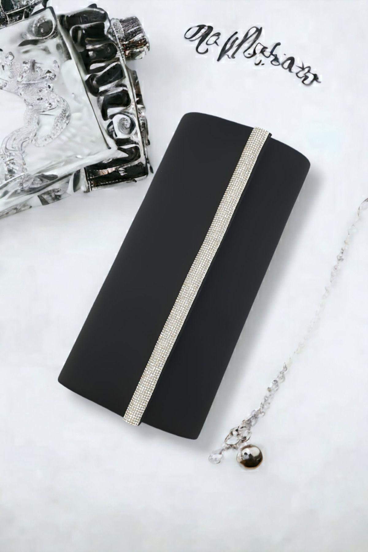 

Женское черное атласное вечернее платье Женская сумка с аксессуарами из камня