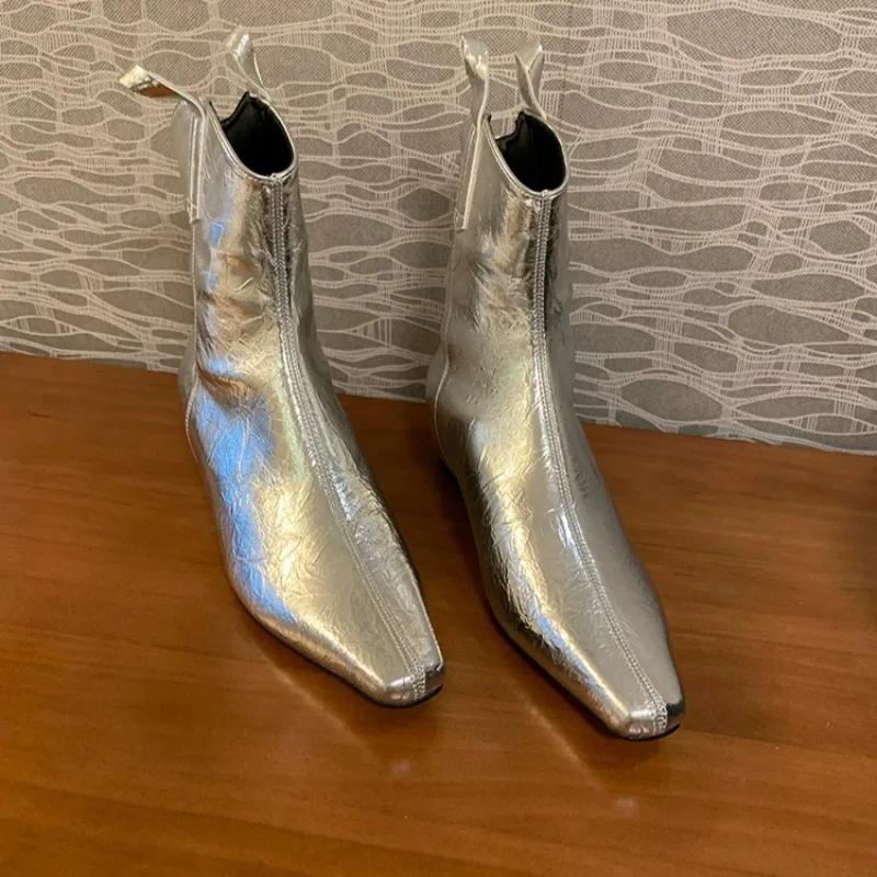 

Модные облегающие черные ботильоны 2025 года в осенне-зимнем стиле, простые и универсальные, на танкетке, с заостренным носком, увеличивающие рост. 40 серебряный