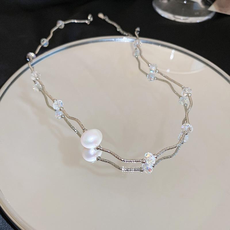 Diamantbesetzte künstliche Perle Doppelkreis Liebesohrringe Französische Retro-Steckohrringe Exquisite Ohrringe Damen