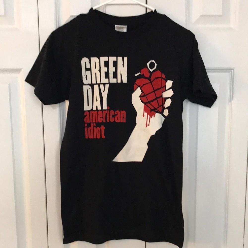 NWOT Green Day American Idiot TShirt Unisex T-Shirt S