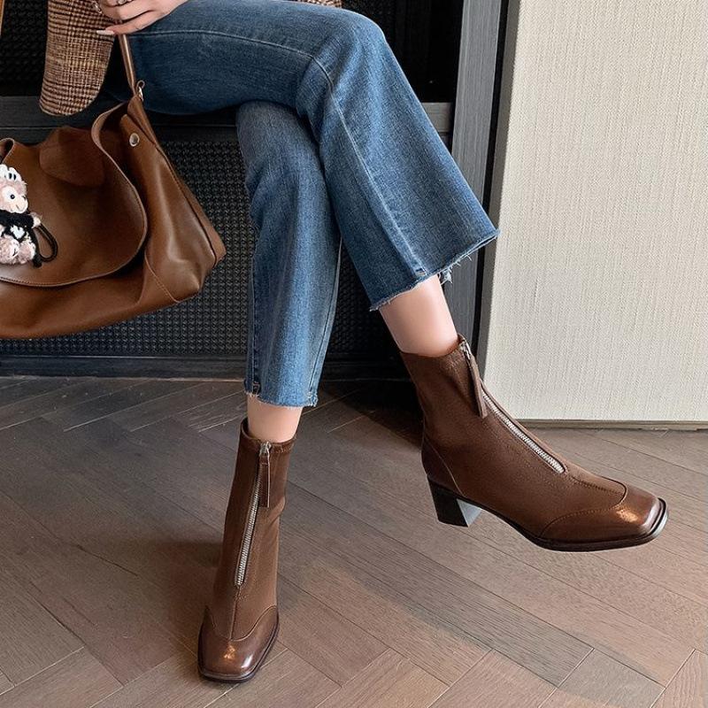 New Women's Round Head Martin Boots Zipper Solid Color Large Size Boots Rubber Soft Sole Casual Women's Leather Boots Low Boots