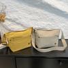 Women's Casual Nylon Crossbody Bag: Large Capacity, Lightweight, Versatile for Travel and Commuting.