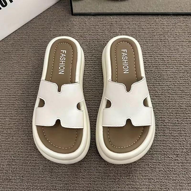 

Женские шлепанцы, новые сандалии на платформе с круглым носком для пляжа, модные сандалии-шлепанцы на одном ремешке, лето 2024 40 бежевый