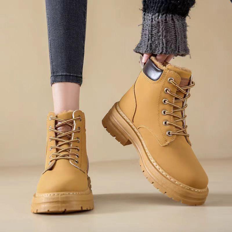 Martin boots women's winter explosion British style women's shoes mountaineering short boots velvet rhubarb boots