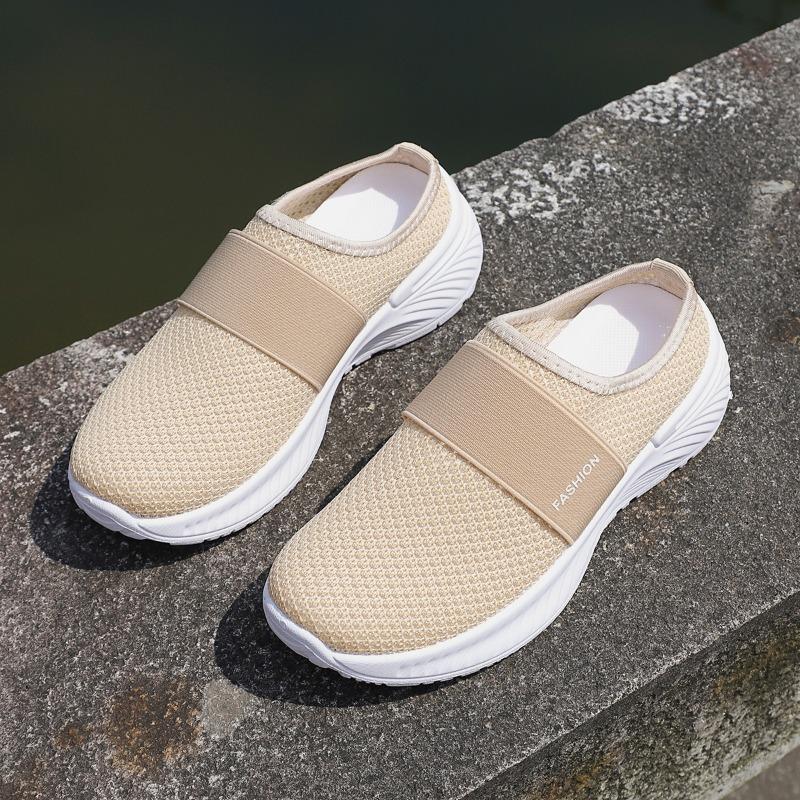 Fashion Ladies Shoes 2025 High Quality Best Seller Fashion Outdoor New Mesh Plus Size Light Comfortable Casual Sneakers Flat Slippers