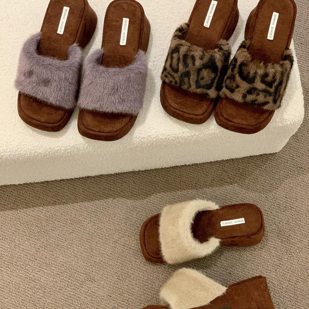 Wedge heel vintage French versatile wool shoes women's shoes wear the new fall 2025 high heels plush slippers