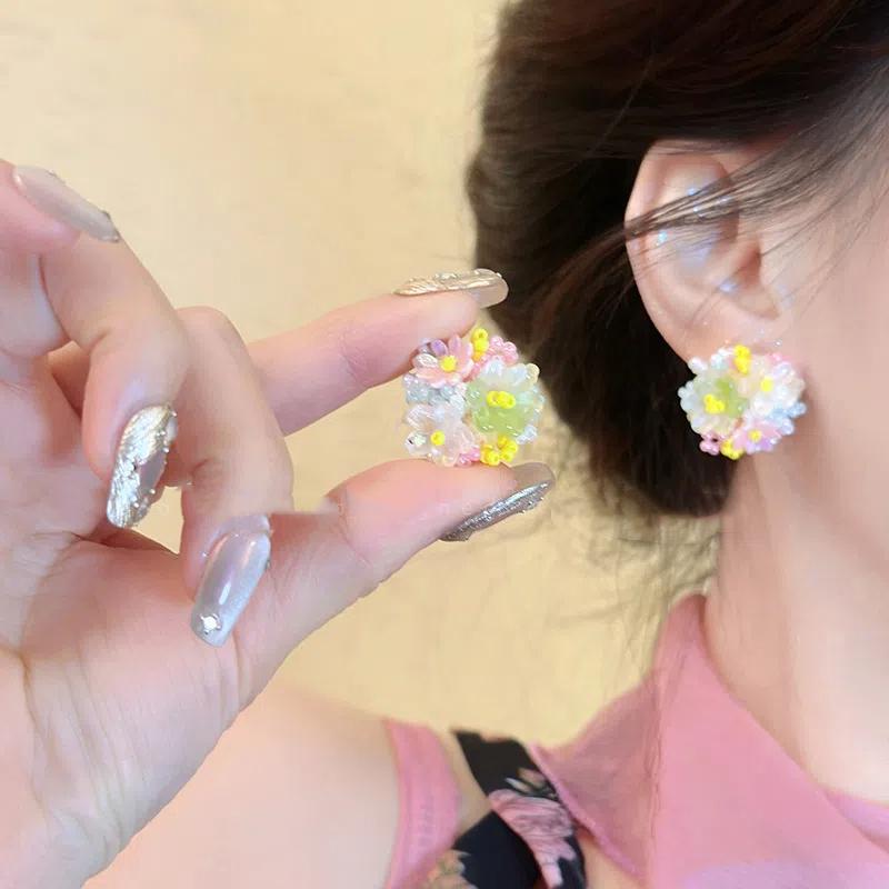 Embroidered Ball Flower Stud Earrings with Contrasting Resin for Stylish Women; Sweet Fashion Ear Jewelry