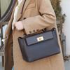 Bolsa Feminina com Toque de Luxo Couro Genuíno Camada Superior Couro Bovino Tote Grande Capacidade Fashionável Versátil Carteiro