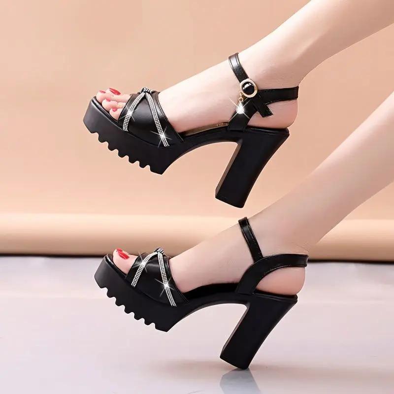 Fashion Comfort Summer Platform Rhinestones Woman Shoes 2025 Luxury Shoe Low Price Comfortable New Breathable Fashion Sandals for Women