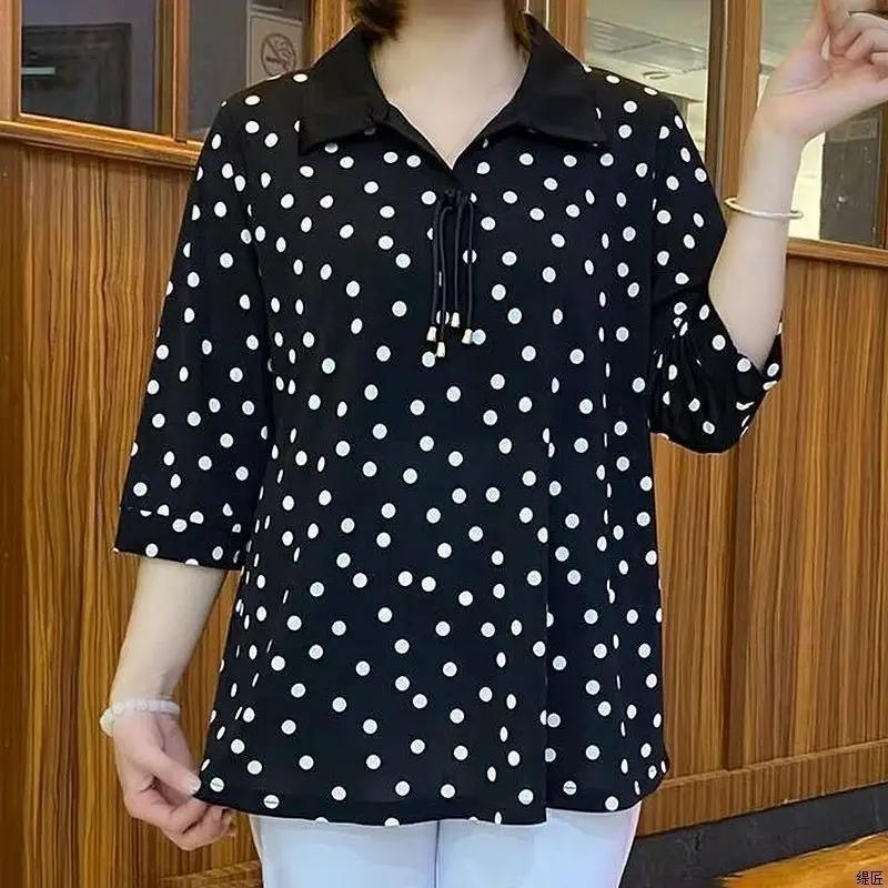 Sommer Blumenmuster Mittleren Alters Mutter Frühling Sommer T-Shirts Eis Seide Groß Neu Schlank Locker Stilvoll Kleines Hemd Mittellanges Oberteil