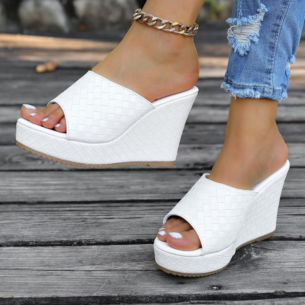 Fashion 2025 Summer Women Peep Toe Wedge Heels Sandals Outdoor Platform Shoes Women Comfortable Anti Slip Beach Sandals Zapatos De Mujer