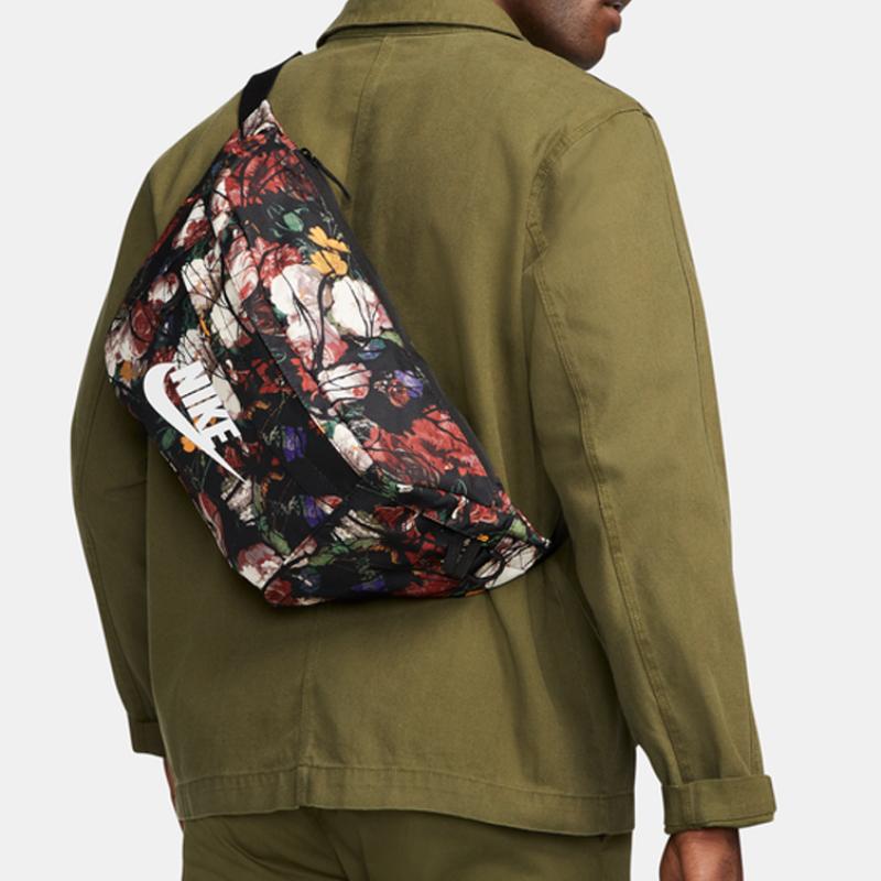 Nike Fabric Crossbody Bag, Sling Bag, Fanny Pack Regular Men's Black/Multicolor Casual DZ2812-010