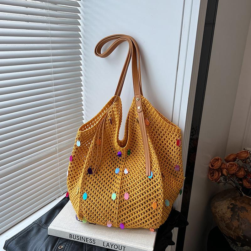 Lässiger Wind gestrickte Schultertasche Damen neue beliebte vielseitige Unterarm-Tragetasche mit großer Kapazität