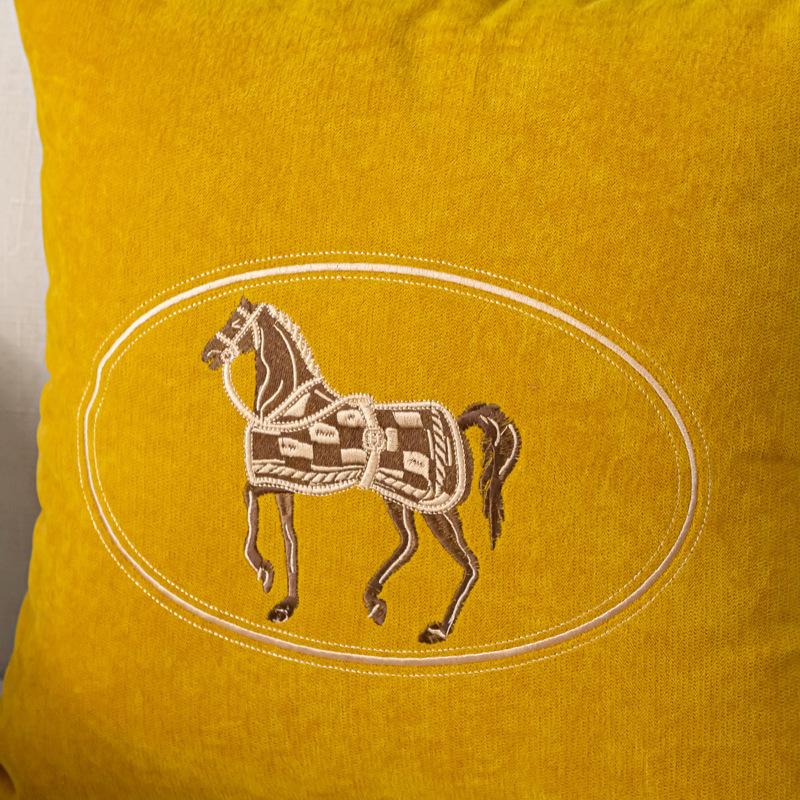 Embroidery Throw Pillow Cover Vintage Horse Pattern Light Luxury Sofa Cushion Waist Cover Simple Decorative Pillowcase