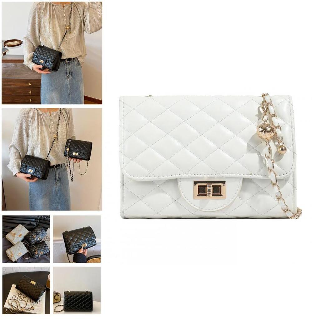Trendy Pu Crossbody Bag With Quilted Pattern And Mobile Pocket For Casual Outfits
