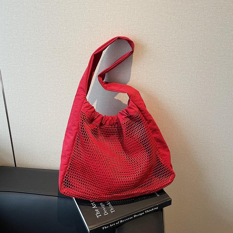 

Полая нейлоновая сумка женская летняя новая для отпуска легкая сумка-тоут большой вместимости на плечо сумка для мамы и ребенка бордовый