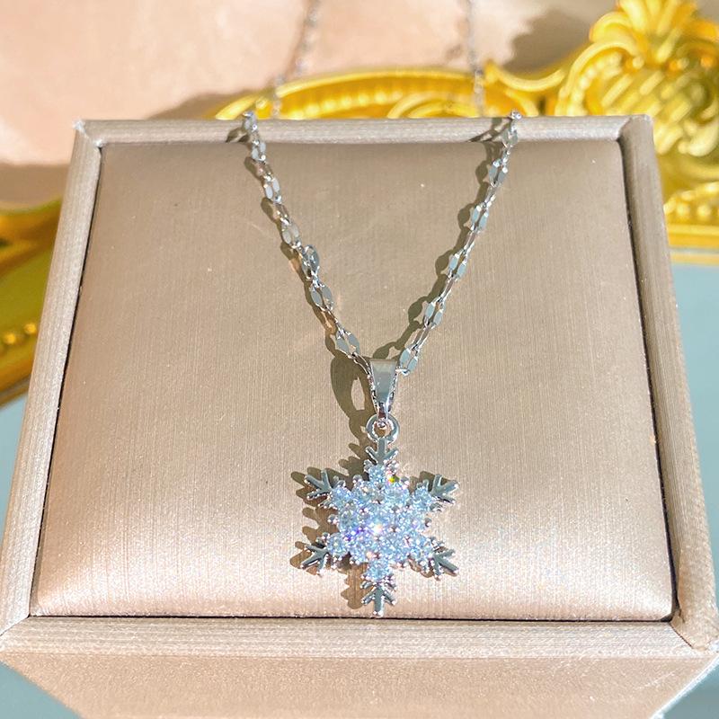 

Luxury large zircon full diamond hanging ring series titanium steel necklace women s light luxury medium and high-end Internet celebrity jewelry