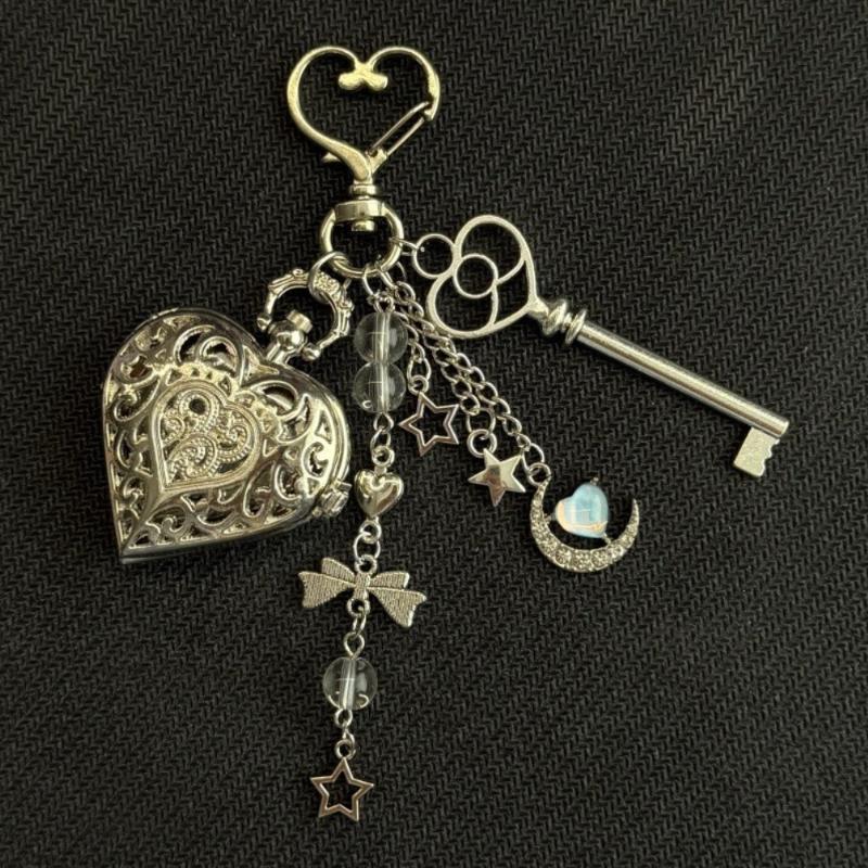 Fashion Hollow Heart Pocket Watch Chain Keychain Design Steampunk Clock Vintage Necklace Pendant Jewelry Watch Couple Gift