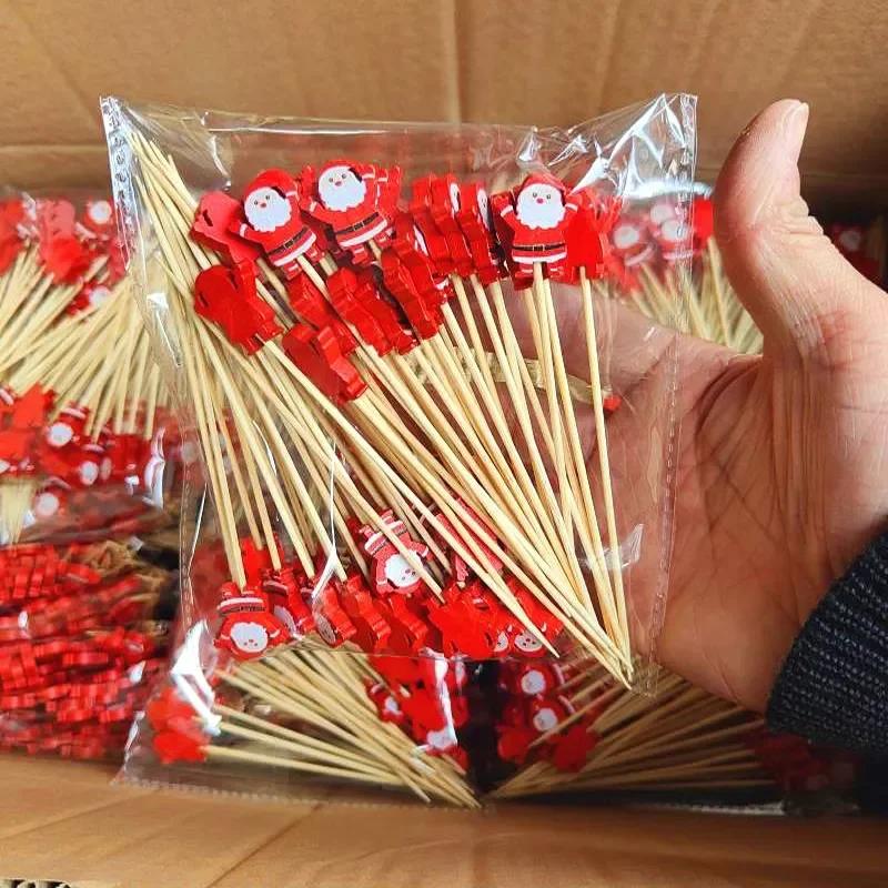 50 Christmas Fruit Sticks Per Set Disposable Bamboo Sticks Snowflake Christmas Trees Santa Claus Fruit Sticks