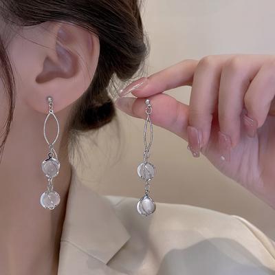 Irregular Retro Opal Fringed Long Earrings Women's Cold Wind Temperament Internet Celebrity Earrings Round Face Thin Earrings