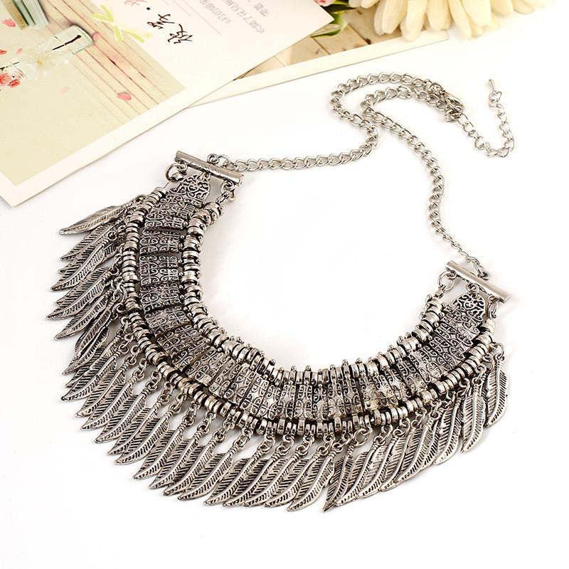 Plated Silver Retro Pendant Necklace With Carved Leaf Tassel Design Gifts For