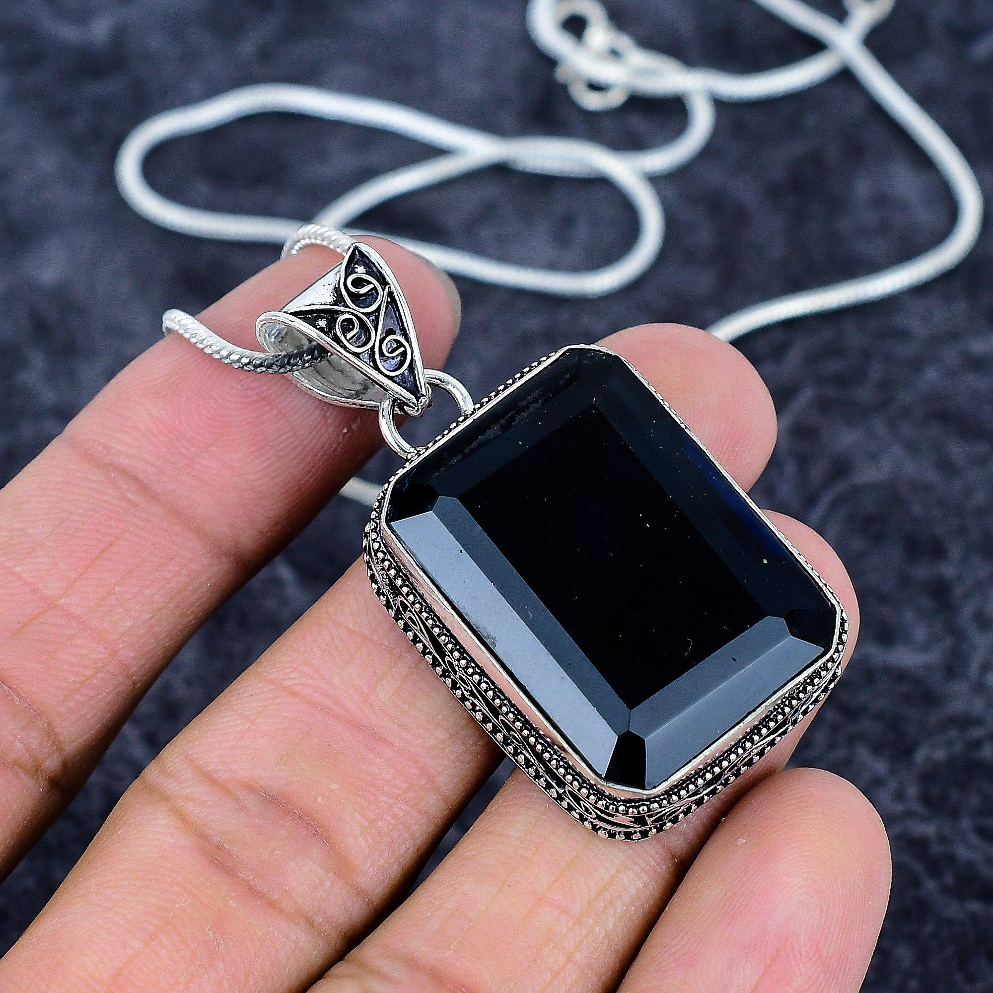 

Black Spinel Gemstone Handmade 925 Sterling Silver Jewelry Pendant 1.97 M-3209